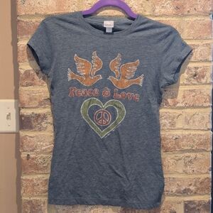 Gray Peace & Love Graphic T-Shirt